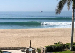 1BD-1BA Costa Azul Beachfront